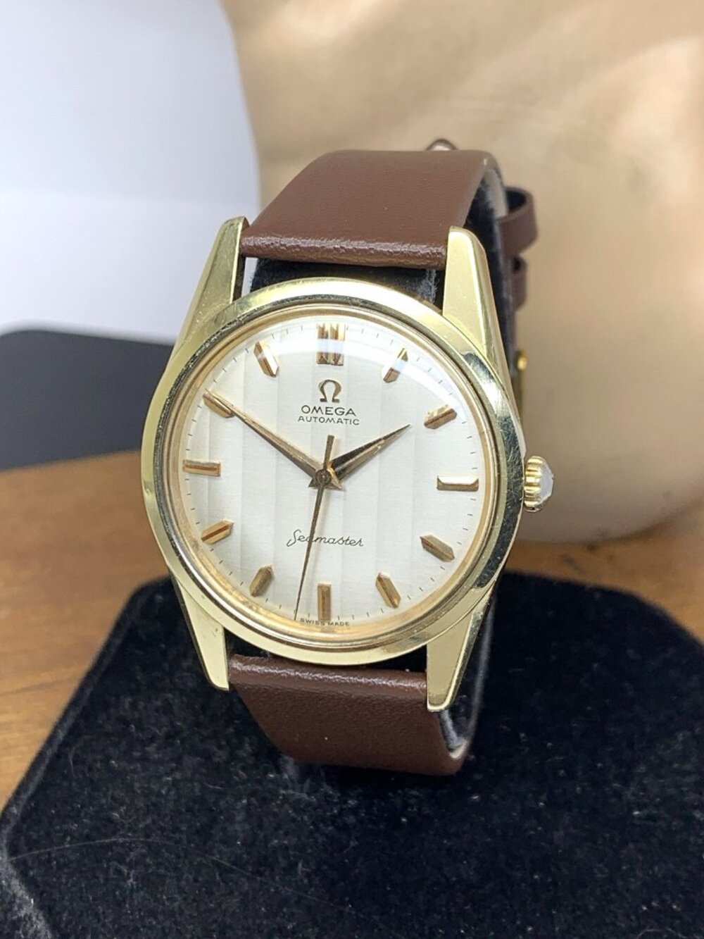 Omega Seamaster 14700 Men's Watch Vintage 1961 Swiss Automatic Striped Dial 34mm